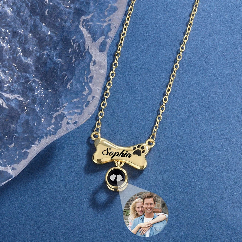 Collar con imagen de proyección y nombre grabado personalizado